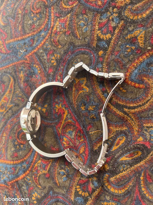 Montre Mirelly femme vintage – bracelet métal argenté, cadran nacré (image 2)