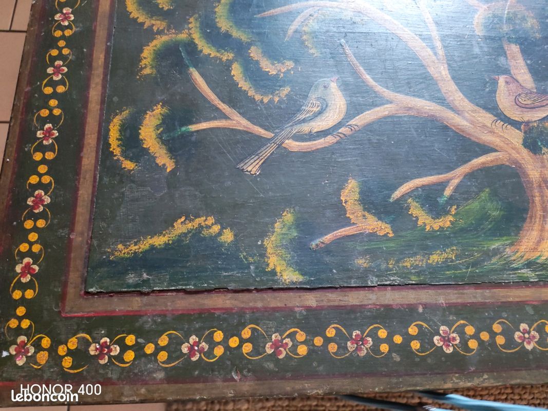 Table salon charme assuré lourde beau bois motif peint oiseau arbre 90x60x42 (image 7)