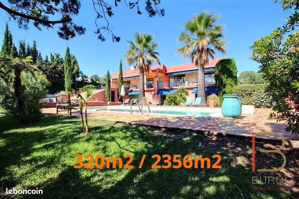 Maison 12 pièces 345 m² · à Saint-Raphaël · 345 m² · 935 000 €