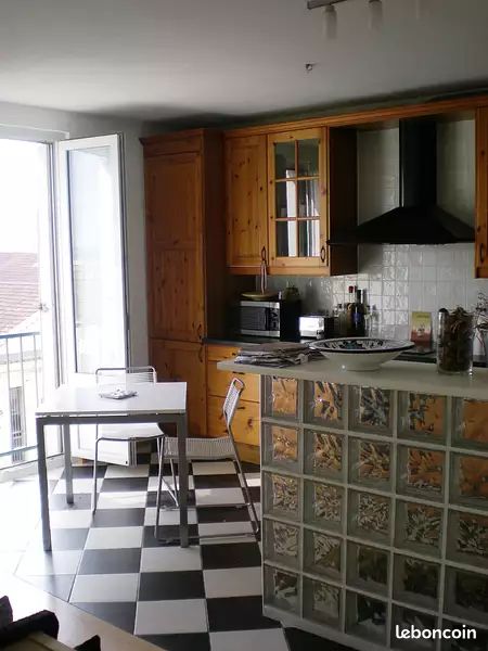 Appartement 4 pièces 65 m² · à Bordeaux · 65 m² · 1 132 €/mois