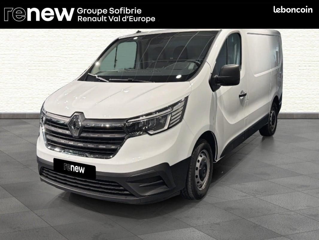 Renault Trafic FOURGON FG BLUE DCI 130 L1H1 3T GSR2 ADVANCE (image 1)