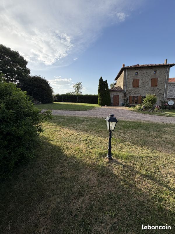 Maison 5 pièces 150 m² · à Saint-Genest-Malifaux · 150 m² · 315 000 €
