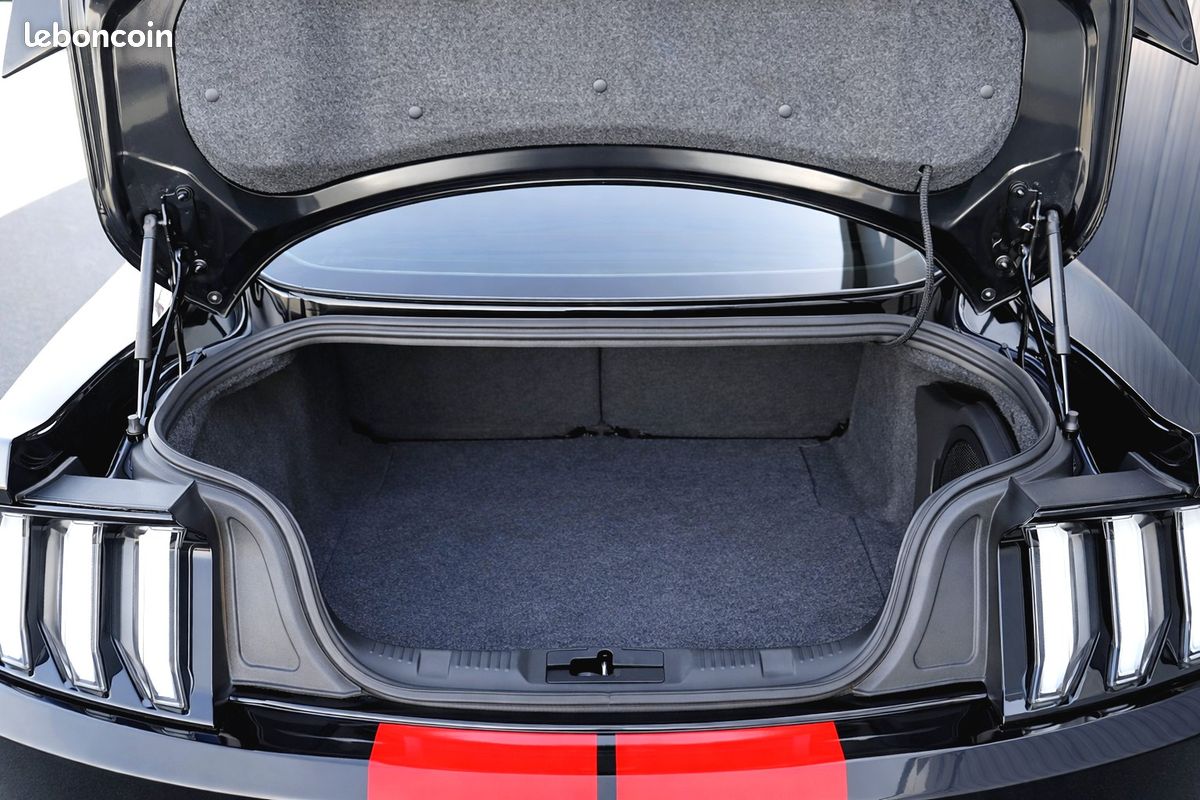MUSTANG V8 FASTBACK GT 5.0L BVA10 450cv look SHELBY GT500 - malus ecolo + coc inclus - 1er main - Pack premium & confort - HIFI premium B&O + caisson basse - JA 20' - ressorts courts Kw - GTIE 1 an (image 14)