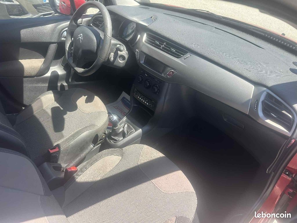 Citroën C3 PureTech 82 Confort (image 7)