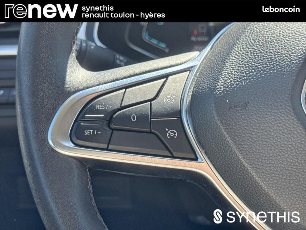 Renault Captur E-Tech 145 - 21 Intens (image 22)