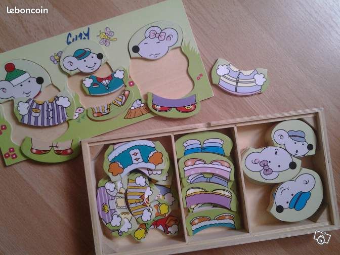 Jeu en bois T (image 1)