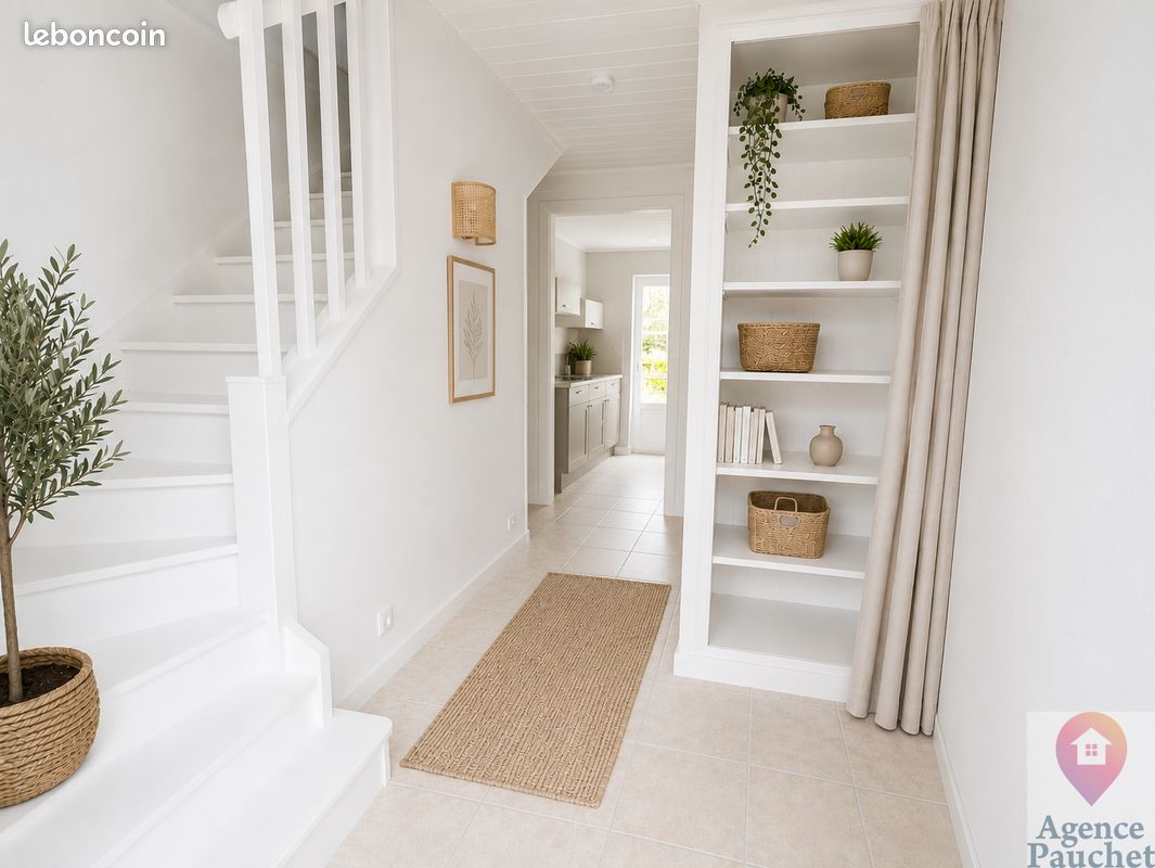 Maison 4 pièces 110 m² · à Saint-Léonard · 110 m² · 1 230 €