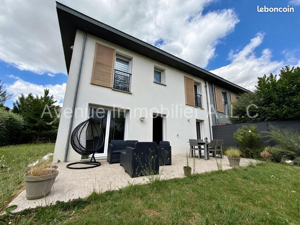 Maison 7 pièces 117 m² · à Claye-Souilly · 117 m² · 409 990 €