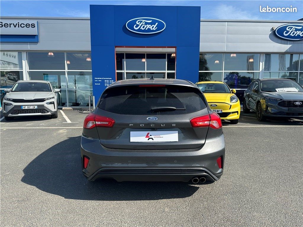 Ford Focus IV 2.0 ECOBLUE 150 S&S ST Line (image 6)