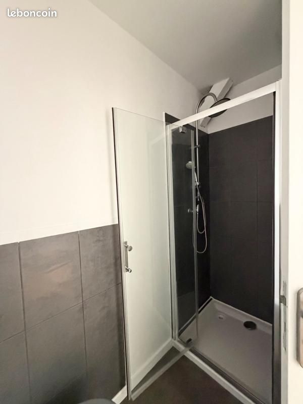 Studio 1 pièce 18 m² (image 5)