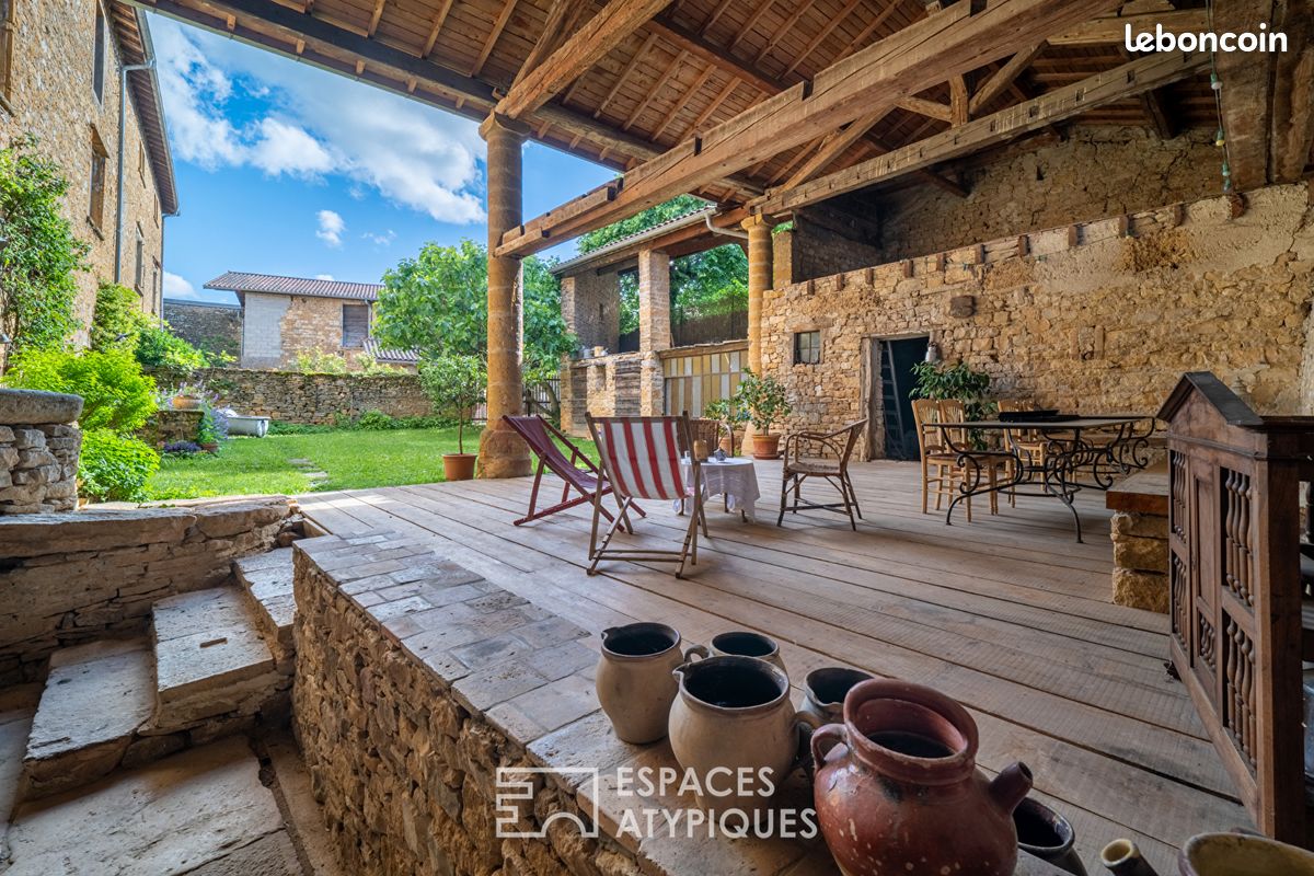 Maison 4 pièces 200 m² · à Poleymieux-au-Mont-d'Or · 200 m² · 765 000 €