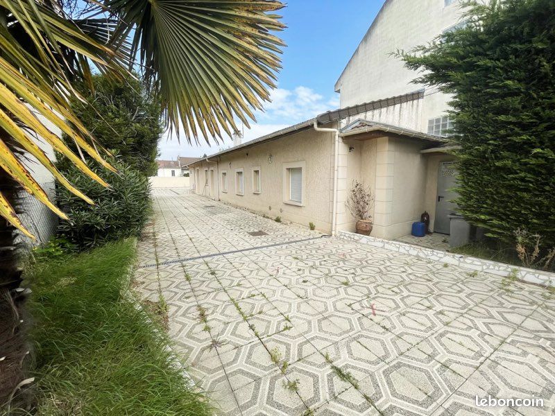 Maison 5 pièces 100 m² · à Livry-Gargan · 100 m² · 410 000 €