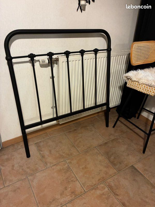 Lit métal plus sommier une personne (image 3)