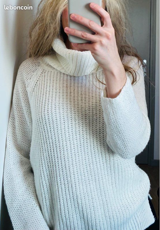 Pull blanc col roulé (image 4)