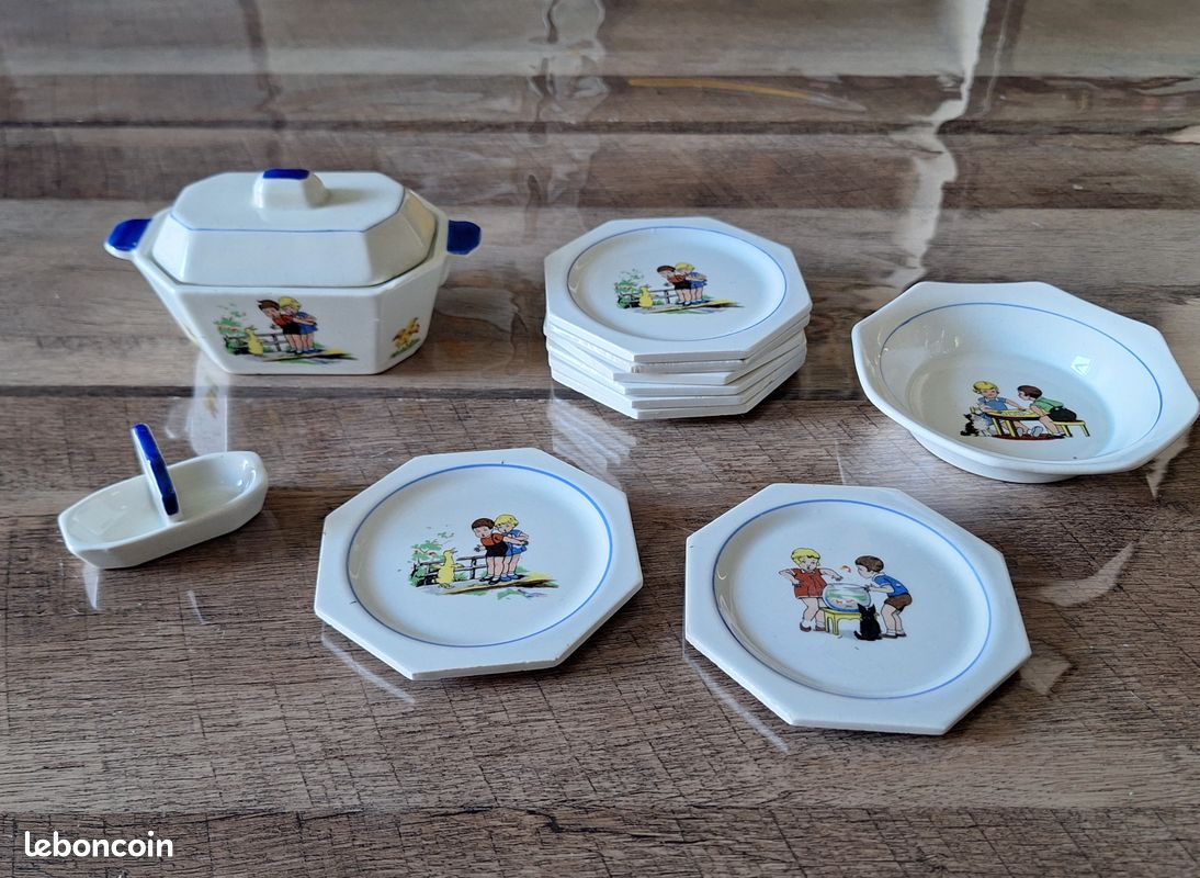 Dinette ancienne en porcelaine Style G Bouret Décors