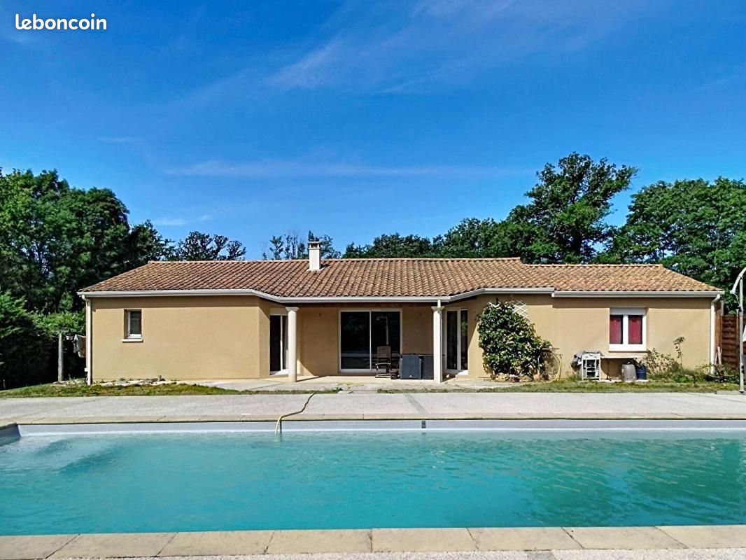 Maison 5 pièces 132 m² · à Montignac-Lascaux · 132 m² · 261 000 €