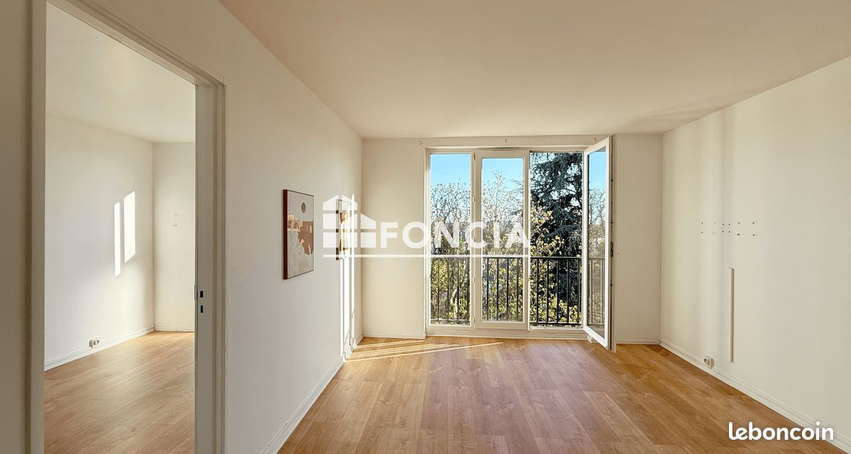 Appartement 2 pièces 43 m² · à Châtenay-Malabry · 43 m² · 1 008 €/mois