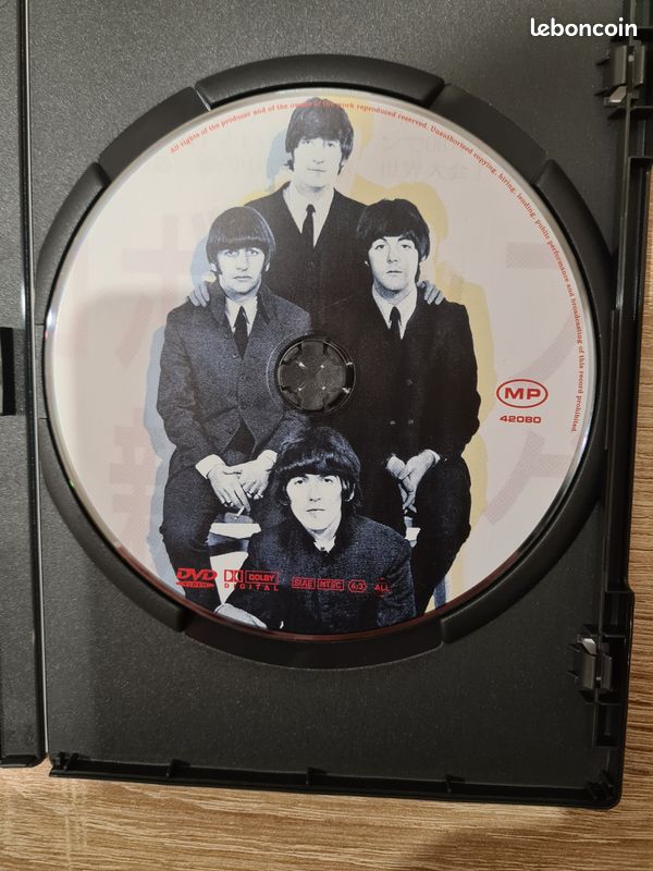 Les Beatles dvd (image 1)