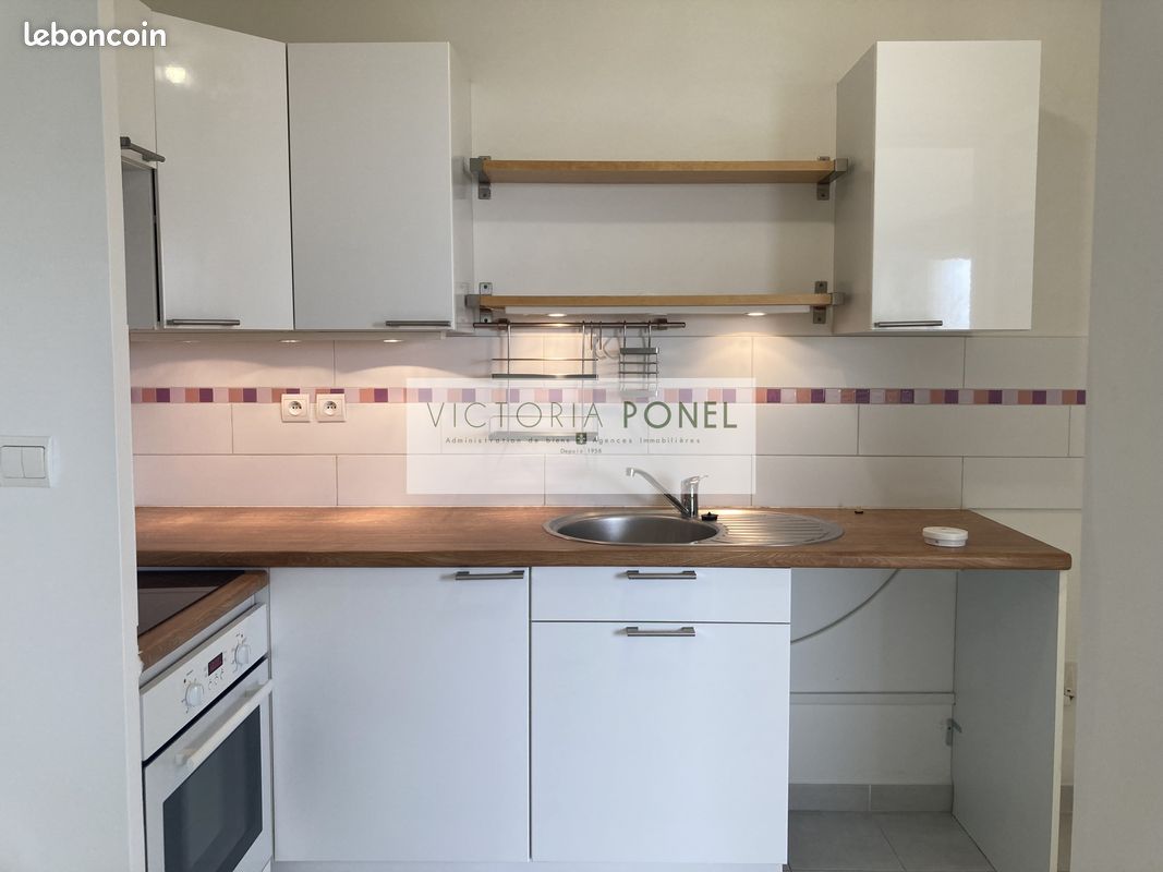 Appartement 2 pièces 42 m² · à Hyères · 42 m² · 775 €