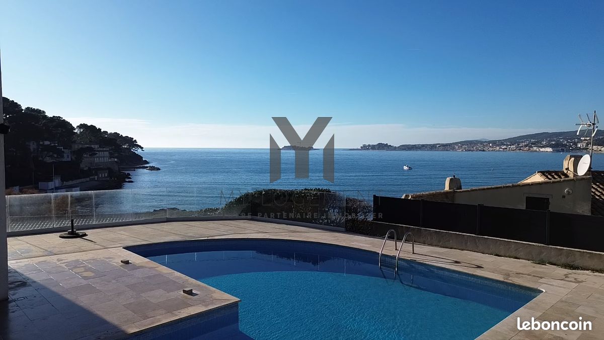 Maison 6 pièces 232 m² · à Sanary-sur-Mer · 232 m² · 2 000 000 €