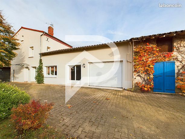 Maison 7 pièces 205 m²