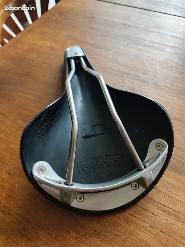 Brooks Cambium C17 Mud Grün Sattel Sattel