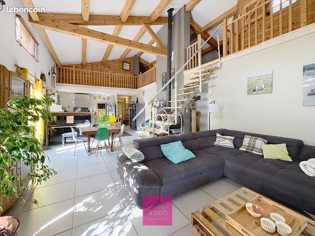Maison 6 pièces 192 m² · à Rousson · 192 m² · 390 000 €