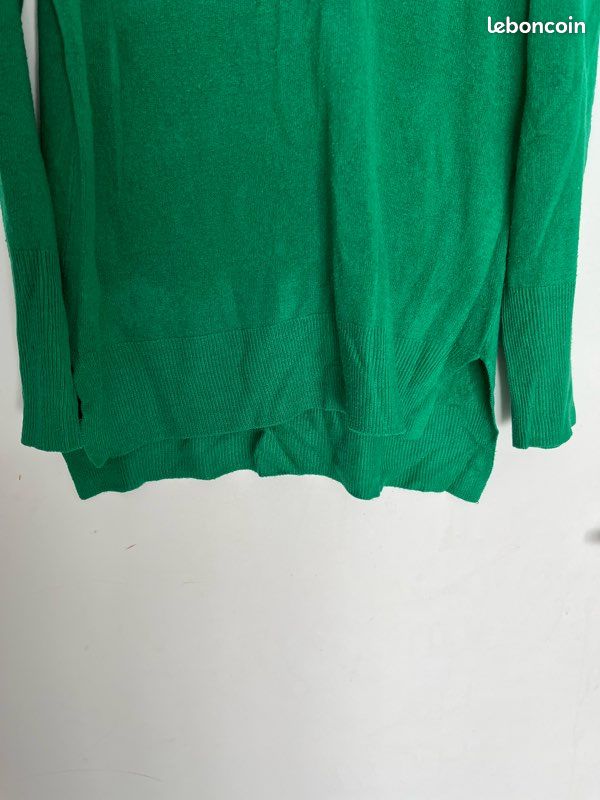 Pull long col V femme (image 2)