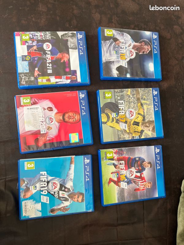200 $ Et Plus - Jeux Pour PlayStation 4 / Jeux Et