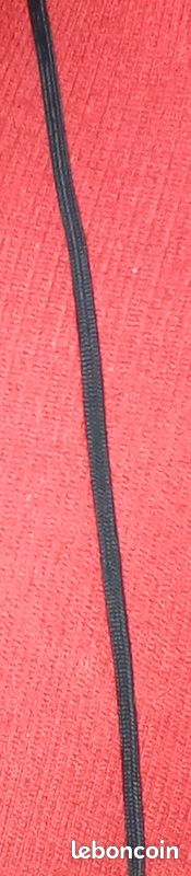 Croix en terre cuite vintage avec son cordon (image 5)