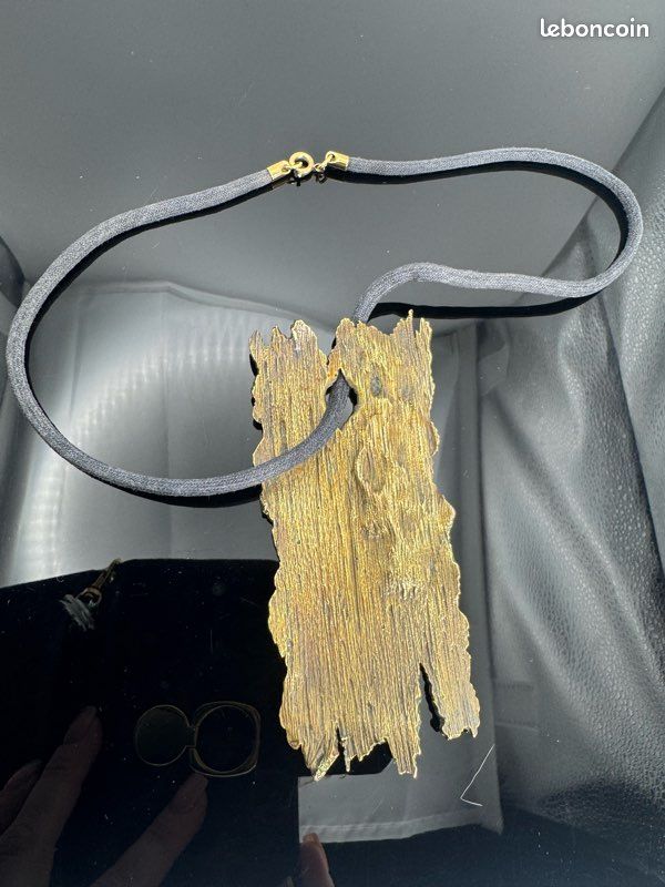 Rare pendentif sur cordon signe sur plaque Yves Saint Laurent YSL vintage (image 8)