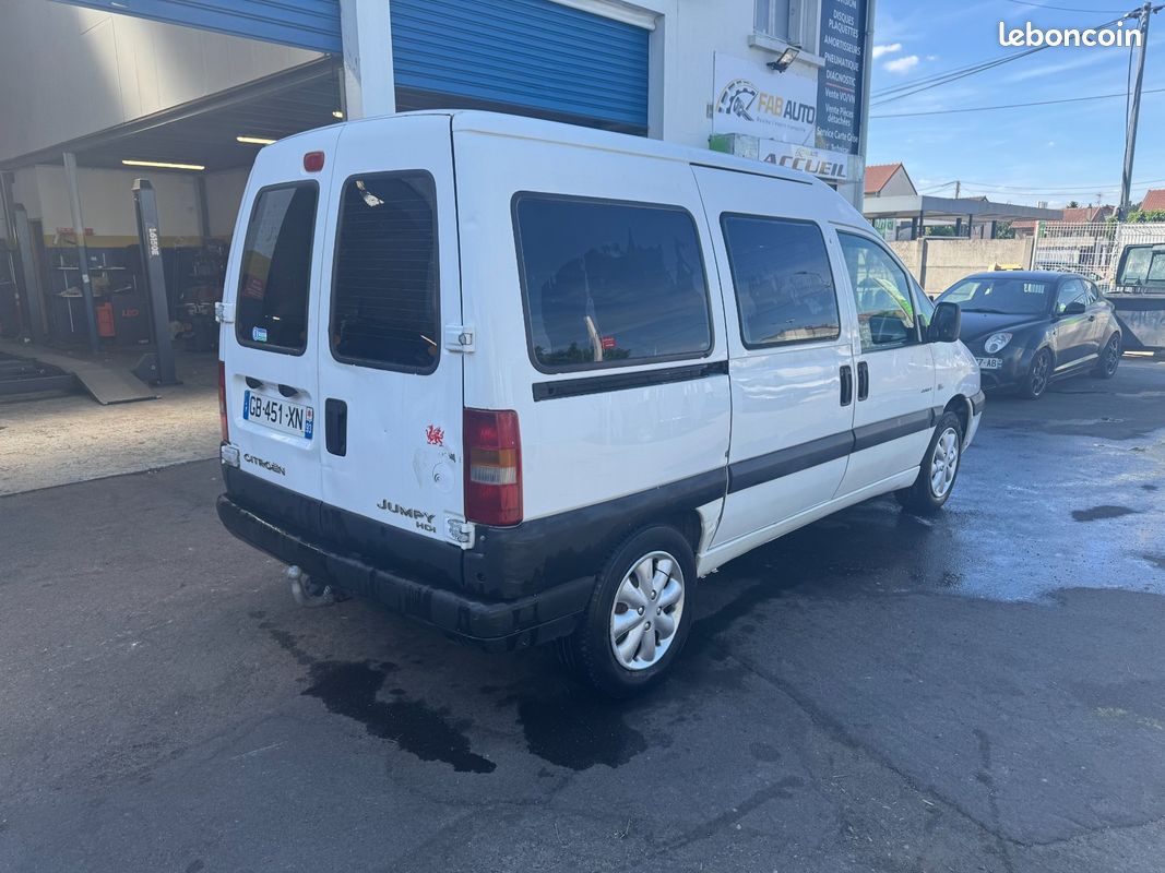 Citroën Jumpy Phase 1 2.0 HDI 110cv Confort 8 Places (image 5)