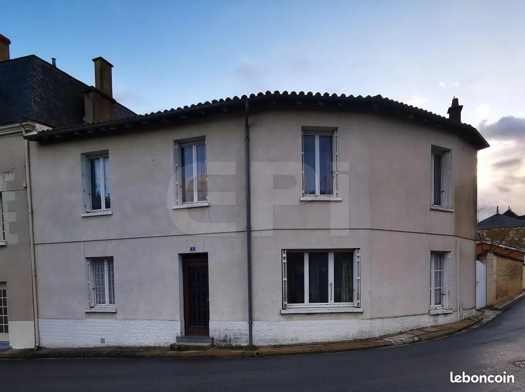 Maison 130 m² · à Martaizé · 130 m² · 68 900 €