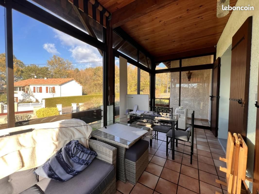 Maison 212 m² Vouleme - Voulême 86400 (image principale 4)