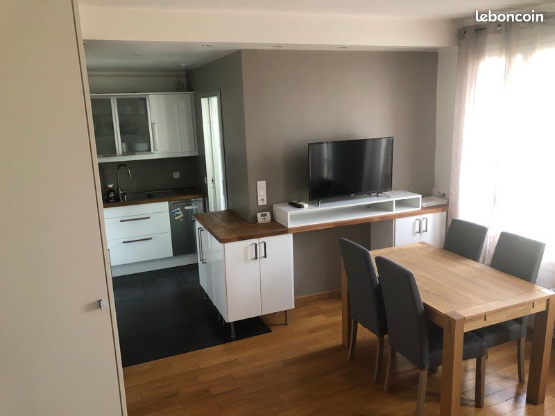 Appartement 2 pièces 42 m² · à Paris · 42 m² · 1 585 €/mois