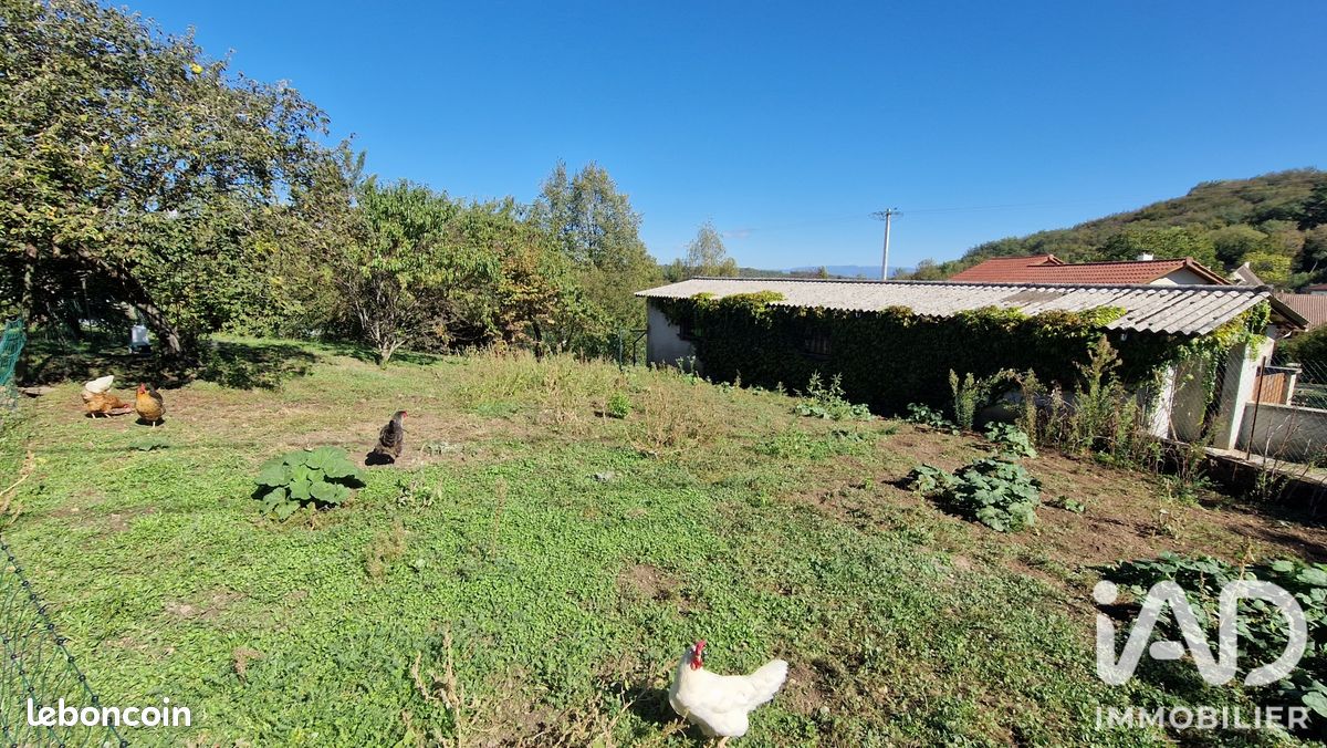 Terrain 631 m² · à Moras · 631 m² · 120 000 €