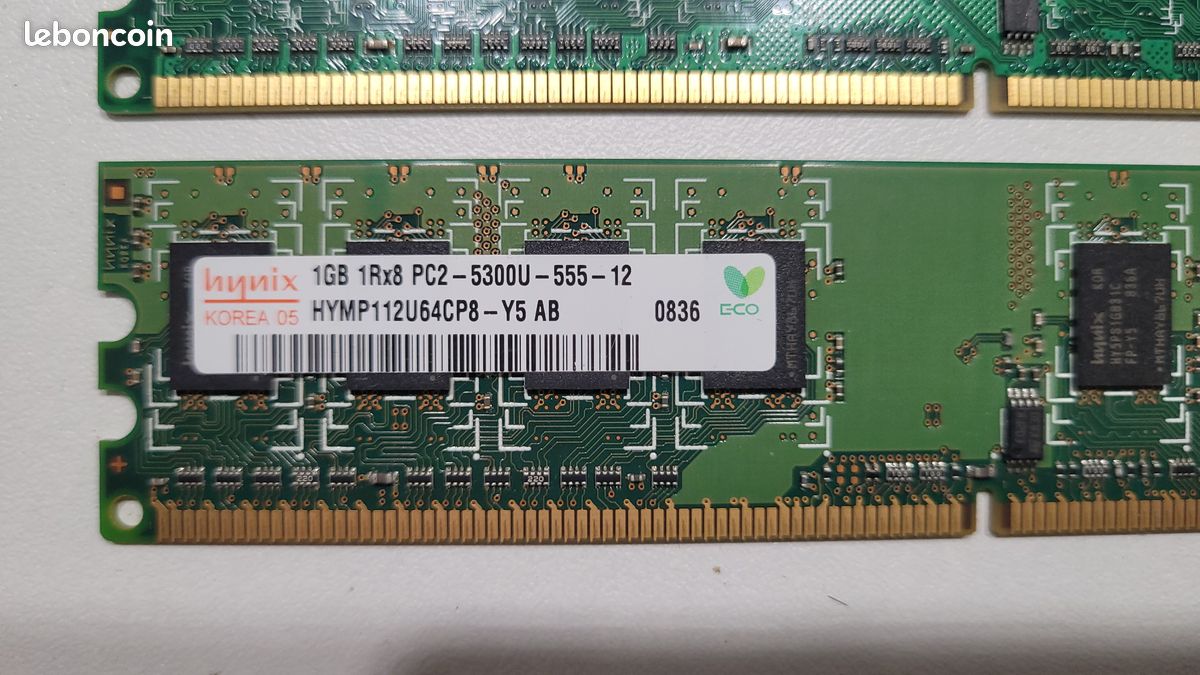Mises à niveau de mémoire Simmtec MEM-RSP720-SP2G (1 x 2 Go) 2 Go