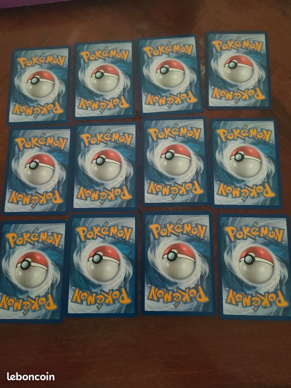 Lot 12 Cartes POKÉMON (image 2)