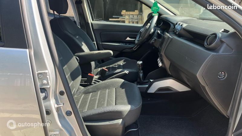 Dacia Duster 1.5 Blue dCi 115ch Prestige 4x2 - 20 (image 15)