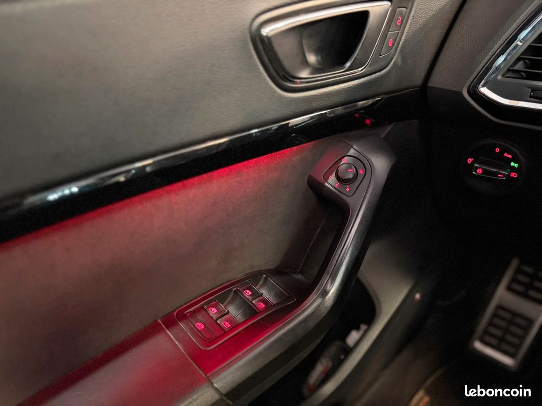 CUPRA ATECA 2.0 TSI 300 ch 4 DRIVE/ PREMIERE MAIN (image 19)