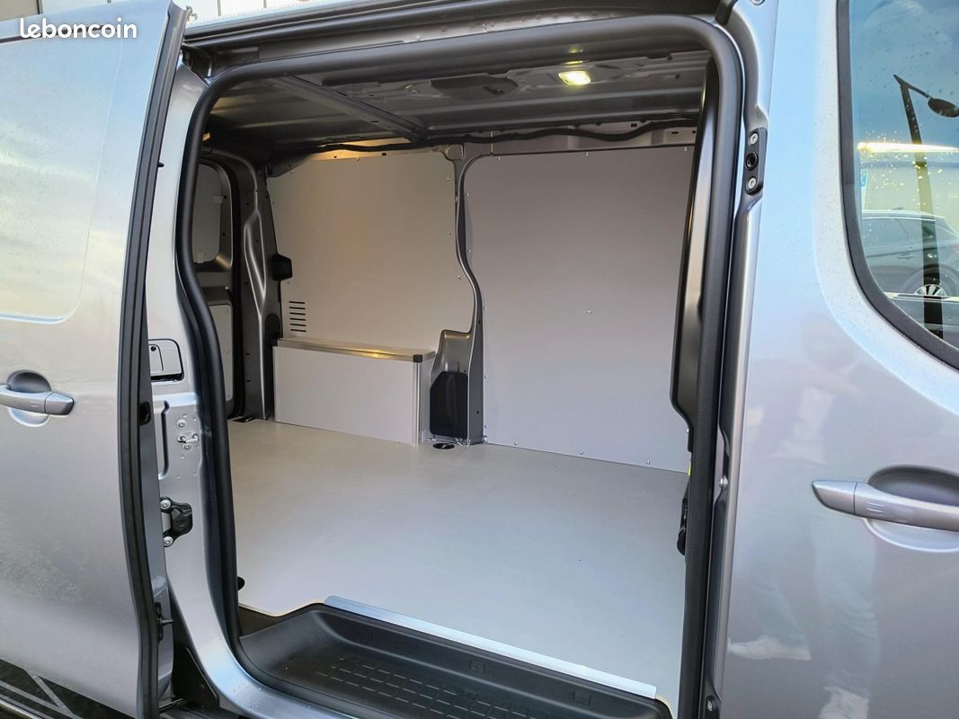 Opel Vivaro (3) M Diesel 180 ch Automatique Sportive (image 11)