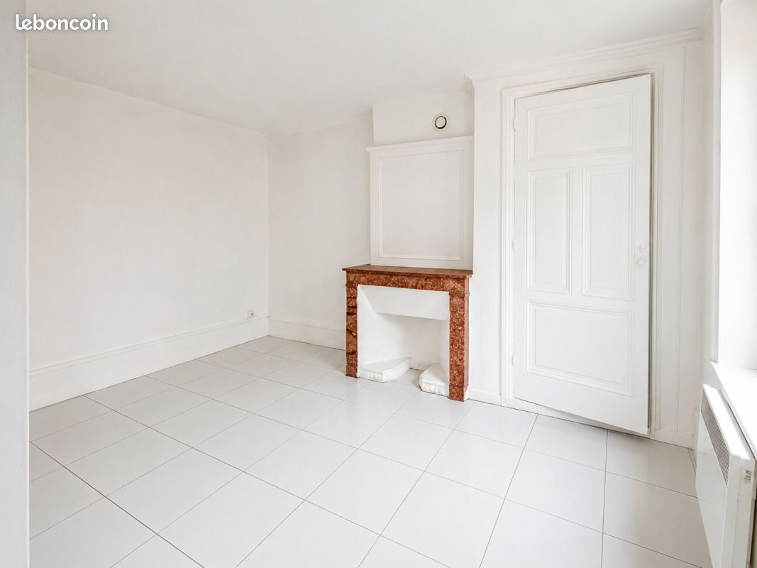 Appartement 1 pièce 19 m² · à Oullins-Pierre-Bénite · 19 m² · 477 €/mois