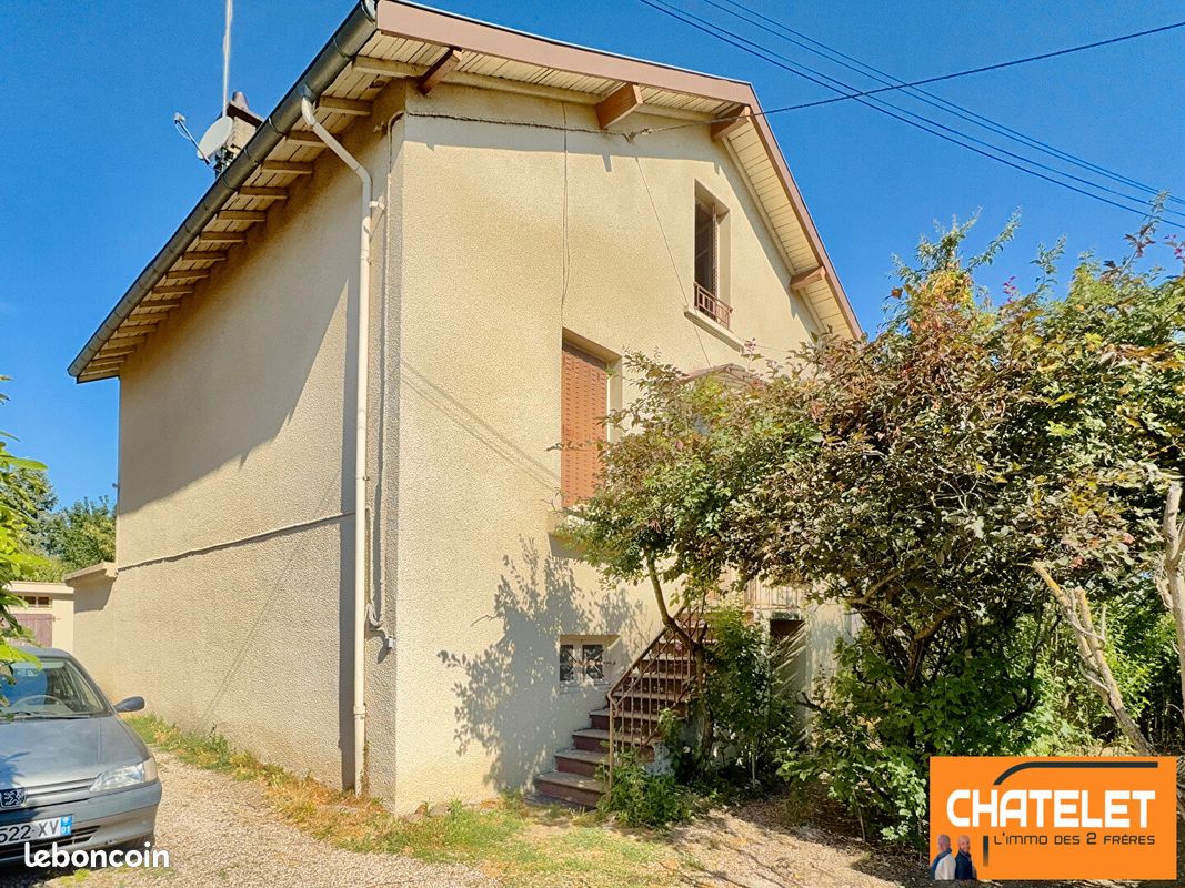 Maison 5 pièces 150 m² · à Bourg-en-Bresse · 150 m² · 179 000 €