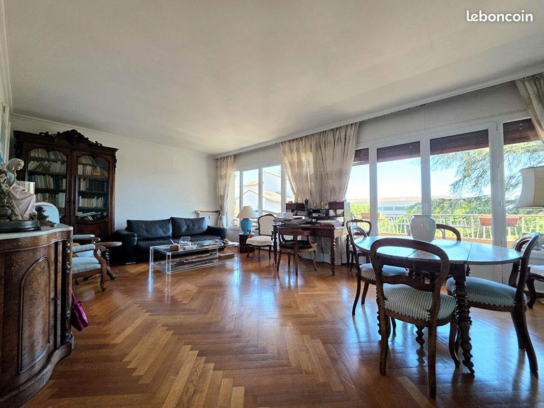 Appartement 4 pièces 116 m² · à Romans-sur-Isère · 116 m² · 248 000 €