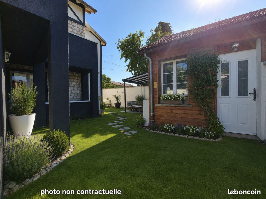 Maison 7 pièces 197 m² · à Moret-Loing-Et-Orvanne · 197 m² · 309 000 €