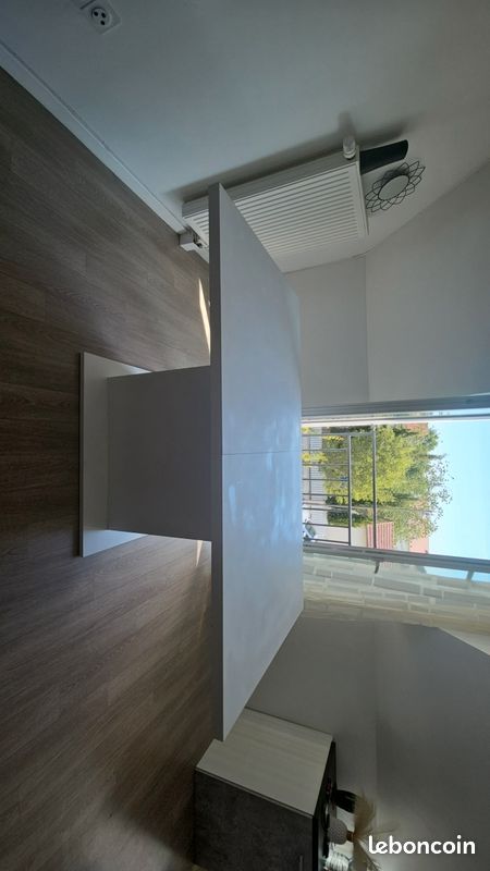 Table a manger (image 2)