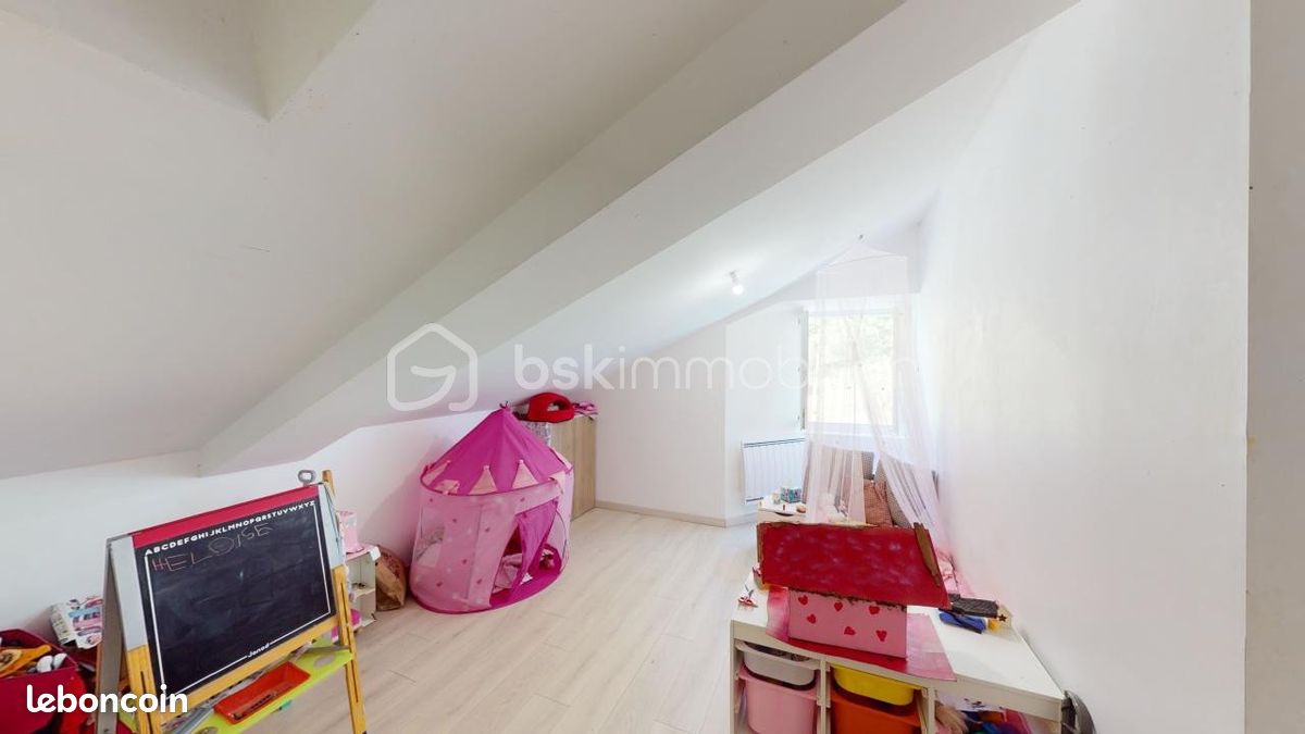 Maison 7 pièces 172 m² - Hasparren 64240 (image principale 14)