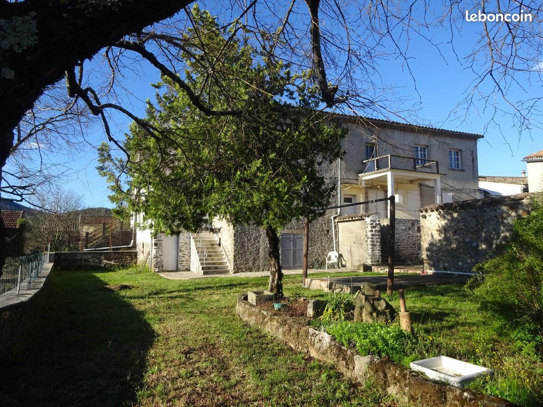 Maison 4 pièces 120 m² · à Saint-Ambroix · 120 m² · 180 000 €