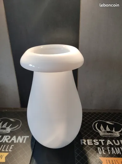 Vase ikea stockholm par Maria Vinka