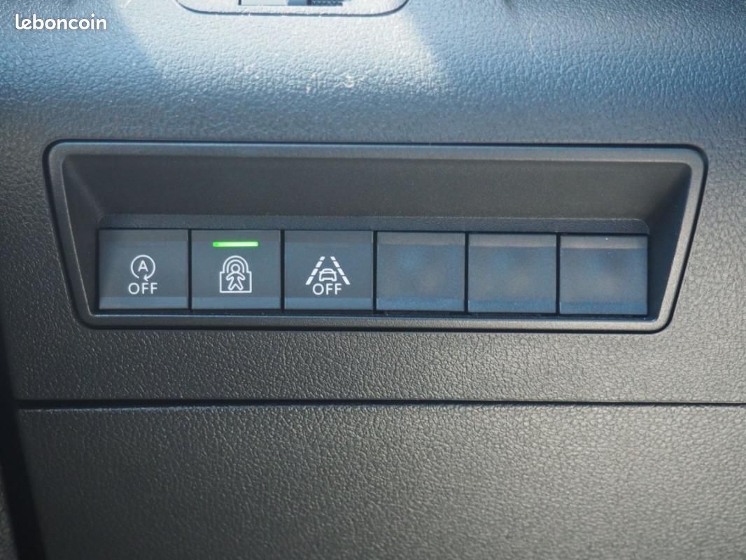 Peugeot Rifter BlueHDi 130 S&S Active (image 25)